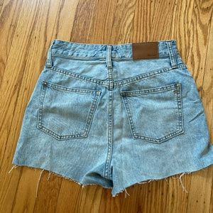 Madewell Curvy Perfect Vintage Jean Shorts Size 24